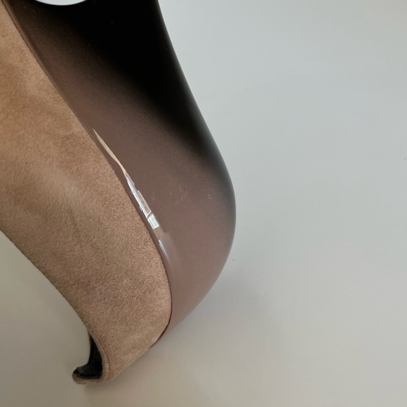 Miu Miu Two-Tone Colourblock Ombré Suede Sculpted Patent Leather Pumps - Picture 15 of 15